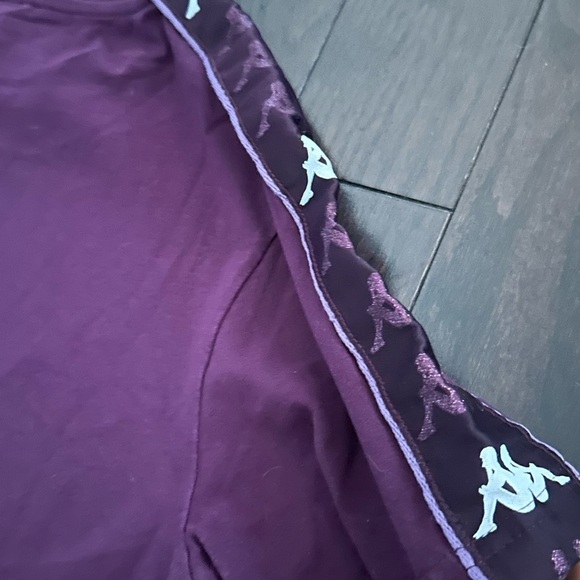 ⚡️2/$25⚡️ Rare 🔥 Kappa Women’s Cropped Cotton Purple Tape Tee | S | Embroidered - Picture 7 of 9